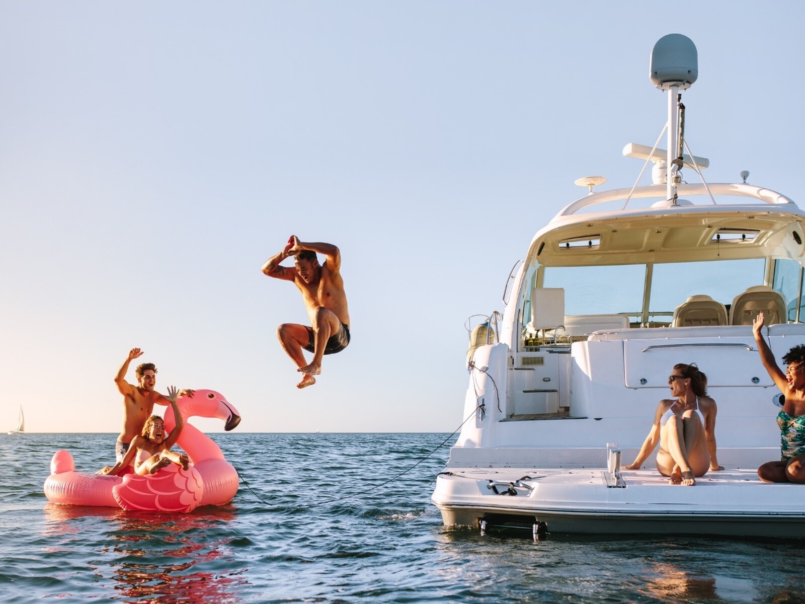 Private Boat Charter (Luxury)