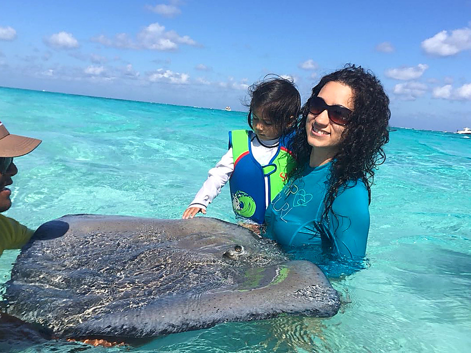 Stingray City & Reef Snorkel photo 3